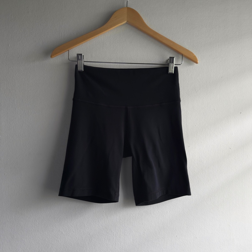 TnaAction Aritzia High Rise Biker Shorts Women Small Black Athletic Minimalist